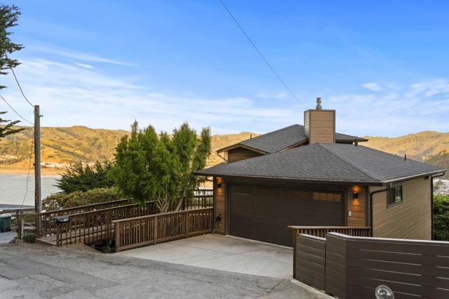 130 Blackburn Terrace, Pacifica CA: https://media.crmls.org/mediaz/1ae76ebe-07ac-4b93-9072-8c02db241e4d.jpg
