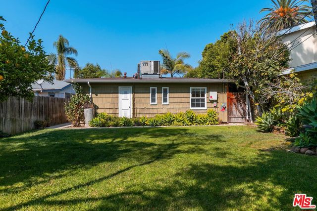 10748 Westminster Avenue, Los Angeles CA: https://media.crmls.org/mediaz/1ae7db5c-1410-4523-a0e8-4faeb9b4c736.jpg