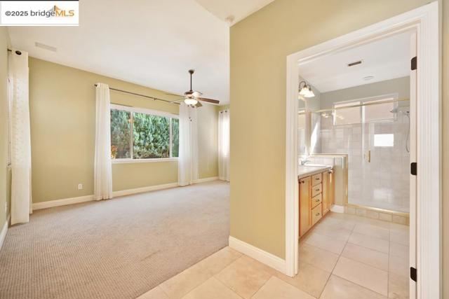 Image 25 of 54 For 5736 Palmera Ln