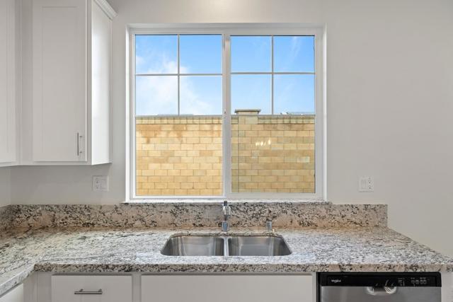 2130 Gladiola Drive, Hollister CA: https://media.crmls.org/mediaz/1ae955ec-6551-4074-9dd8-cf9d2f516e7e.jpg