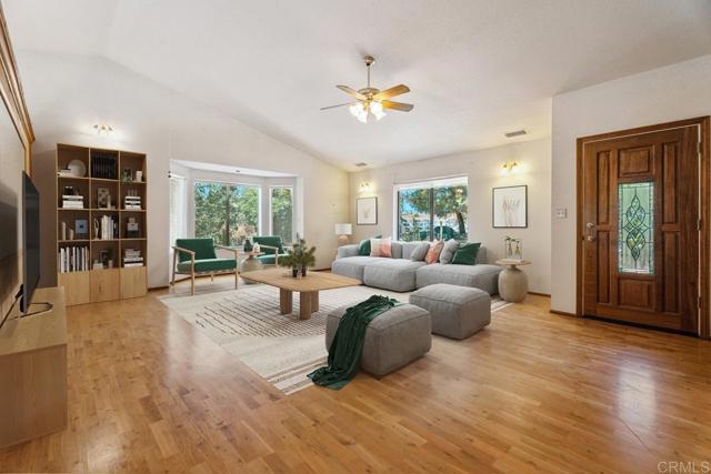 24903 Oakana Road, Ramona CA: https://media.crmls.org/mediaz/1aea30c3-789b-4810-a710-9412525b0afb.jpg
