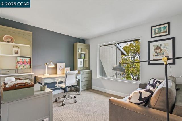 5 Doral Dr, Moraga CA: https://media.crmls.org/mediaz/1aea3b2d-fdf9-47e9-af52-73a61afaeb81.jpg