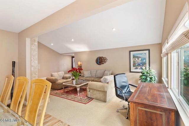 3294 Sierra Drive, Westlake Village CA: https://media.crmls.org/mediaz/1aeb0e07-3861-4b2b-98ad-eed2c3aaeaae.jpg
