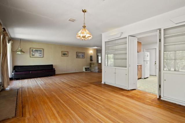 153 Occidental Avenue, Burlingame CA: https://media.crmls.org/mediaz/1aeb2544-f77c-4c88-aaa7-56bd0927d1de.jpg