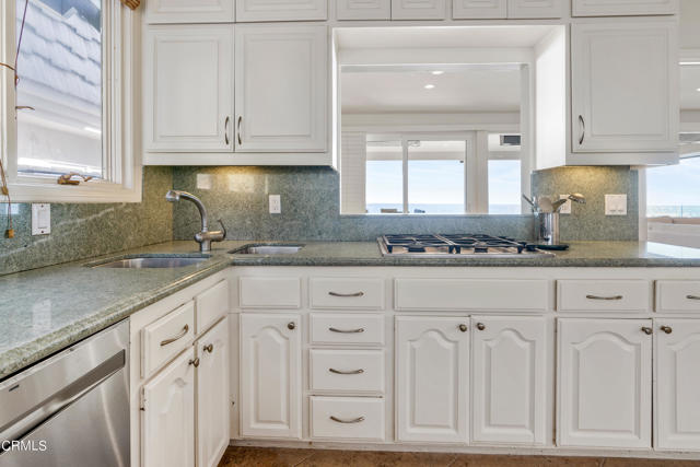 Detail Gallery Image 18 of 71 For 35655 Beach Rd, Dana Point,  CA 92624 - 3 Beds | 4/1 Baths