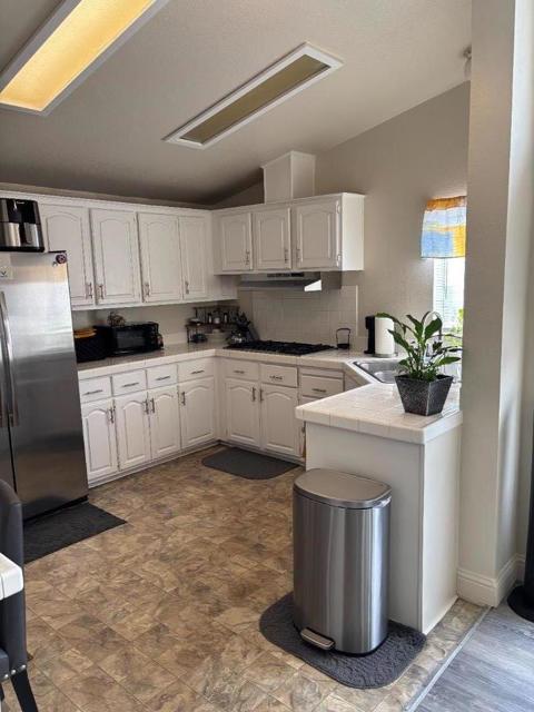1225 Vienna, Sunnyvale CA: https://media.crmls.org/mediaz/1aefeccd-8b6e-40fe-b609-02272add5f2a.jpg
