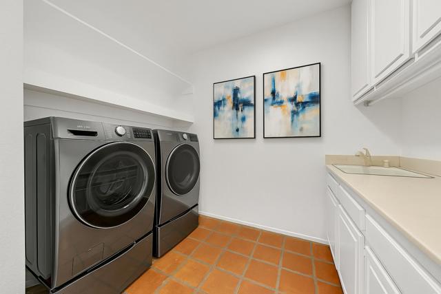 60 Calle Solano, Rancho Mirage CA: https://media.crmls.org/mediaz/1af06710-0d2f-4433-823b-ea1c96a17a9a.jpg