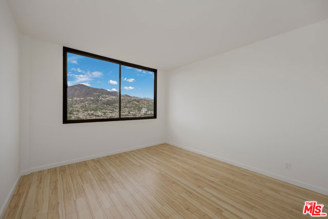 345 Pioneer Drive, 1805 photo 15