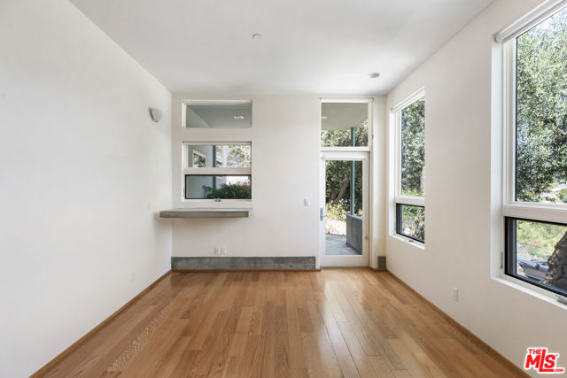 1801 Baxter Street, Los Angeles CA: https://media.crmls.org/mediaz/1af10cc8-1f90-402e-ab08-3b4eb8cbd182.jpg