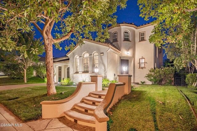 4260 Crabapple Court, Moorpark CA: https://media.crmls.org/mediaz/1af1c3b1-e7d0-414d-babf-0497c3f29b6b.jpg
