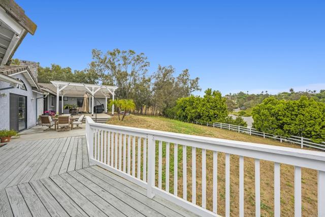 3048 Jason Road, Fallbrook CA: https://media.crmls.org/mediaz/1af21af2-1e2c-4a05-99fc-1c29adf067ad.jpg