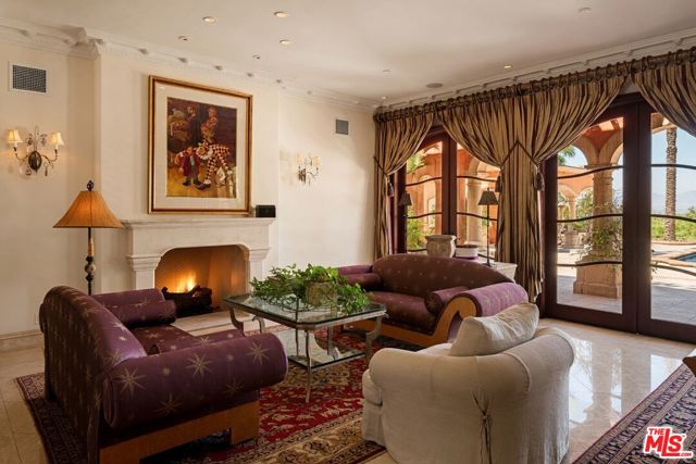 6 Bed Home for Sale in Beverly Hills, California