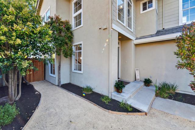 17671 Riverbend Road, Salinas CA: https://media.crmls.org/mediaz/1af24ac8-7c7f-44ec-be7e-5cc3f28dc5ff.jpg