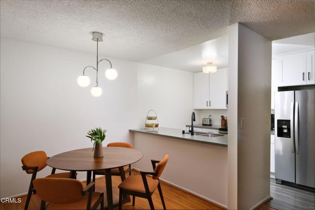 Detail Gallery Image 5 of 21 For 4900 Overland Ave #148,  Culver City,  CA 90230 - 2 Beds | 1 Baths