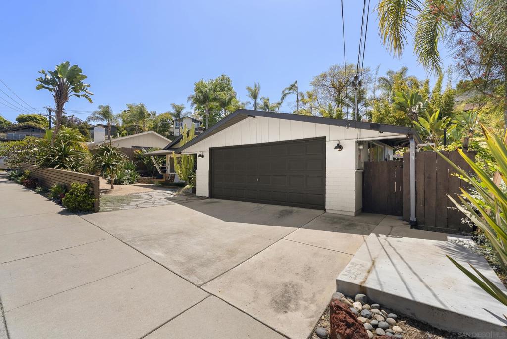 2521 Sarbonne Dr - photo 5