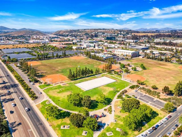10296 Black Mountain Road, San Diego CA: https://media.crmls.org/mediaz/1af4b858-7c92-4bfb-91a9-e37cb8f540a7.jpg