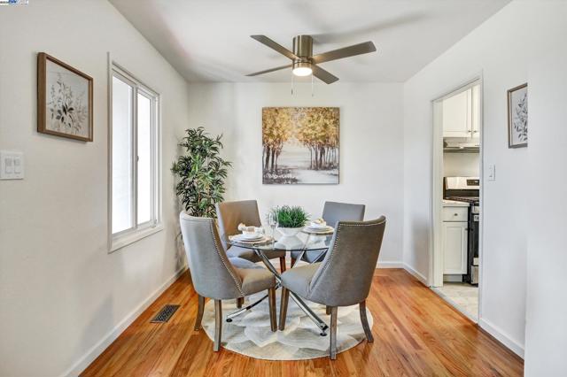 15377 Churchill St, San Leandro CA: https://media.crmls.org/mediaz/1af527d4-9752-4512-b8dd-58f95b8f7f14.jpg