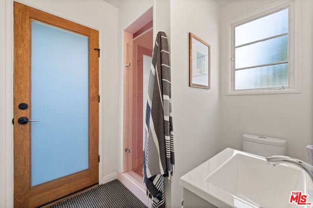 3848 Legion Lane, Los Angeles CA: https://media.crmls.org/mediaz/1af5997f-b947-481c-a75e-c1317bf31813.jpg