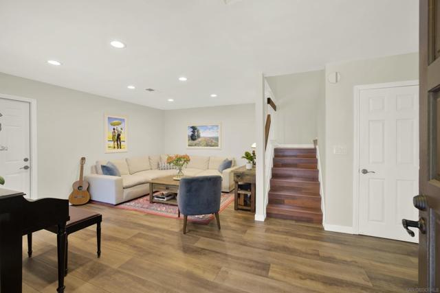 3069 Plaza Natalia, Bonita CA: https://media.crmls.org/mediaz/1af647ab-5aab-458f-8923-a0a812c5d0a8.jpg