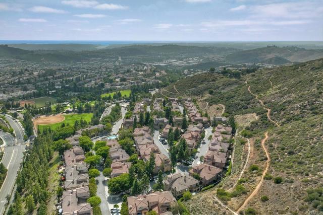 1367 Sky Ridge, San Marcos CA: https://media.crmls.org/mediaz/1af6fb83-19e4-4a81-a99e-96ef0e495eca.jpg