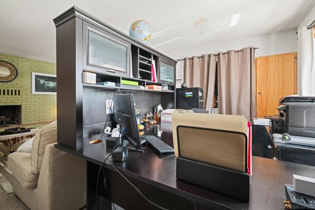 9530 Galston Drive, Santee CA: https://media.crmls.org/mediaz/1af78a87-d472-410a-82cf-3ce4322e2d0f.jpg