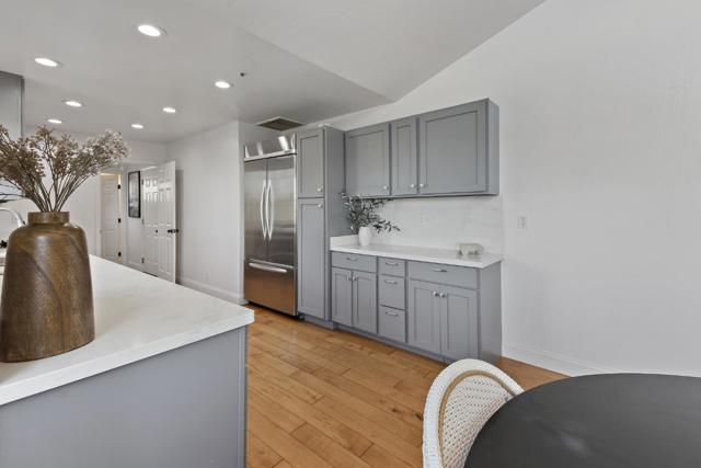24865 Skyland Road, Los Gatos CA: https://media.crmls.org/mediaz/1af79221-ae1d-449a-82f5-f77295f7fe7e.jpg