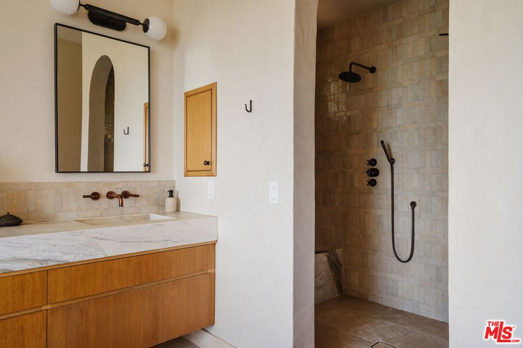MLS #26847969 image #39