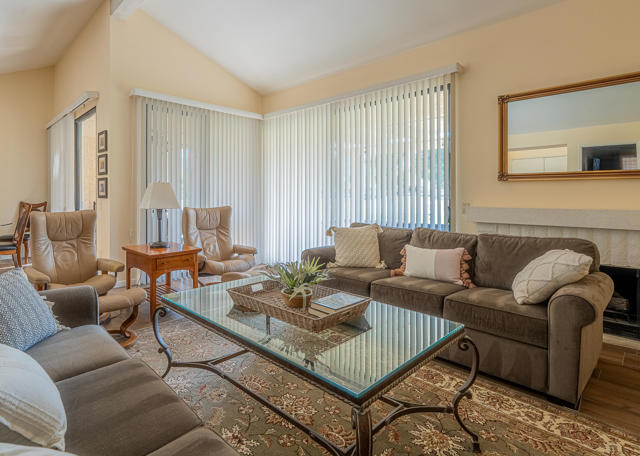 68697 Cll Tortosa, Cathedral City CA: https://media.crmls.org/mediaz/1af8678c-b9eb-472c-81d7-c64c95c61d8e.jpg