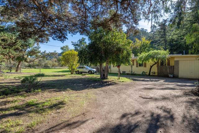 27415 Schulte Road, Carmel CA: https://media.crmls.org/mediaz/1af88446-5bfe-41ae-85ca-b1baac5ca260.jpg