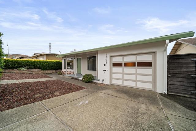 1293 Baywood Avenue, South San Francisco CA: https://media.crmls.org/mediaz/1af8e822-26d2-4707-9610-a026ca0b72e0.jpg
