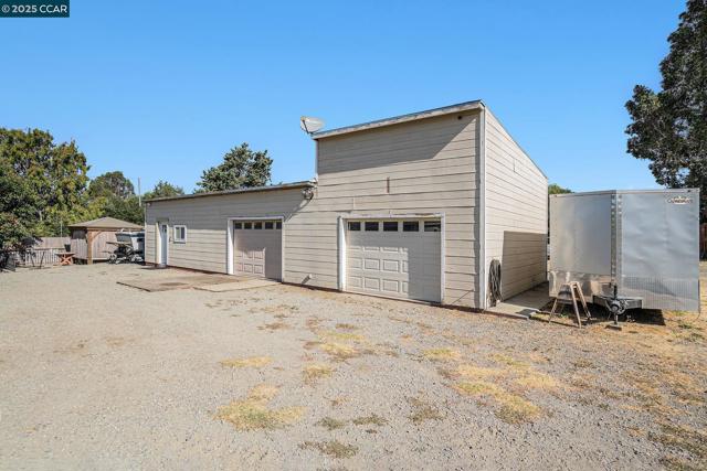 0 380 Pacifica Avenue, Bay Point CA: https://media.crmls.org/mediaz/1af8fee1-937a-47d9-98d8-449bdf506c04.jpg