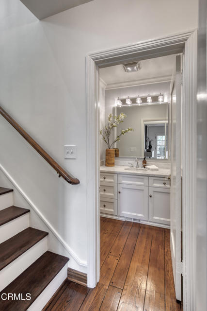 2440 Coniston Place, San Marino CA: https://media.crmls.org/mediaz/1afa55c7-e2f6-4fc5-96c6-157cb3740b6b.jpg