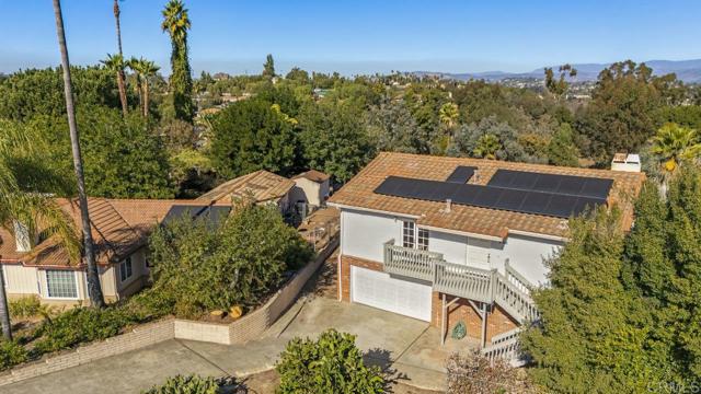 Detail Gallery Image 35 of 39 For 406 Hidden Hills Ln, Escondido,  CA 92029 - 3 Beds | 3 Baths