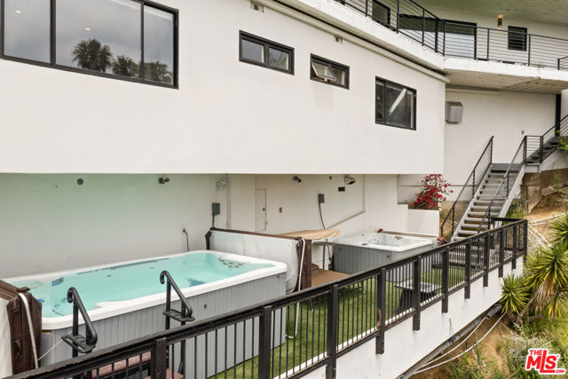 8514 Hillside Avenue, Los Angeles CA: https://media.crmls.org/mediaz/1afab3d8-b200-482f-951d-f15bf0ed64c2.jpg