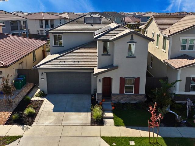 10349 Baldy Dr, Stockton CA: https://media.crmls.org/mediaz/1afb4814-dbb7-4640-bf10-794849c76092.jpg
