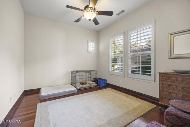 4988 Read Road, Moorpark CA: https://media.crmls.org/mediaz/1afc21b6-2af5-463b-a4d9-88c580ca7551.jpg
