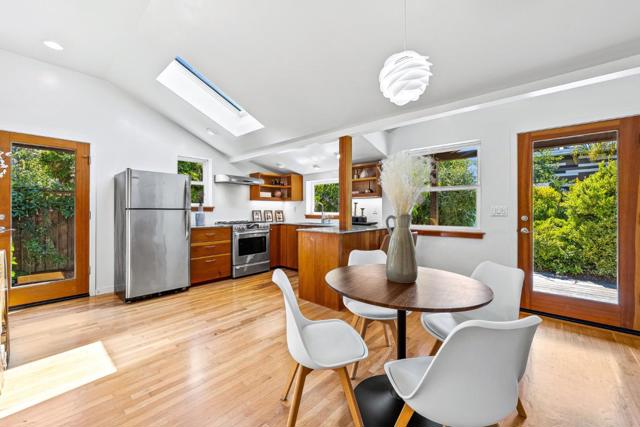 2801 S Main Street, Soquel CA: https://media.crmls.org/mediaz/1afc94fa-6dc7-4e05-9d08-1b937a4db840.jpg