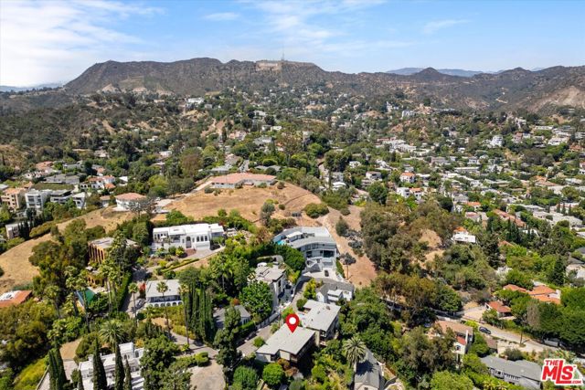 6190 Temple Hill Drive, Los Angeles CA: https://media.crmls.org/mediaz/1afce0ae-a3bd-4caf-bac9-152446f3a919.jpg