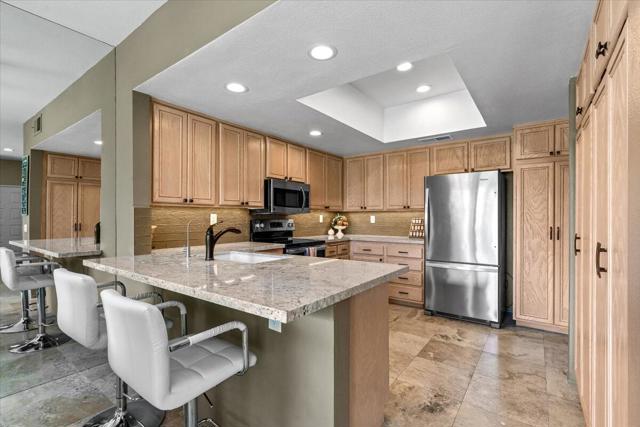 55331 Winged Foot, La Quinta CA: https://media.crmls.org/mediaz/1afd9356-9f47-432c-b7a0-d325f003bb05.jpg