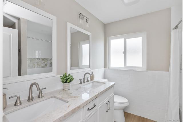 6673 Del Cerro Blvd, San Diego CA: https://media.crmls.org/mediaz/1afe3e44-6ce0-4cc5-a325-c0e88b55766b.jpg