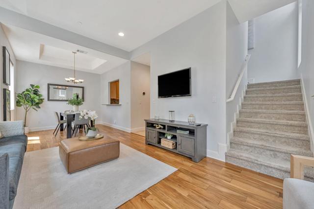 525 Guiti Garden Court, San Jose CA: https://media.crmls.org/mediaz/1aff9d90-5d93-4acd-99c3-b645f7ccad03.jpg