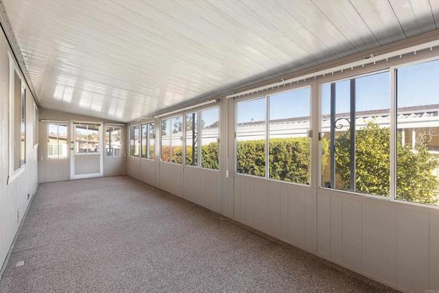 Detail Gallery Image 15 of 39 For 2130 Sunset Dr #55,  Vista,  CA 92081 - 2 Beds | 2 Baths