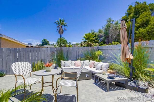 7832 Cinnabar Dr, La Mesa CA: https://media.crmls.org/mediaz/1b00979f-0456-4f6b-b320-dd0048bd5ba5.jpg