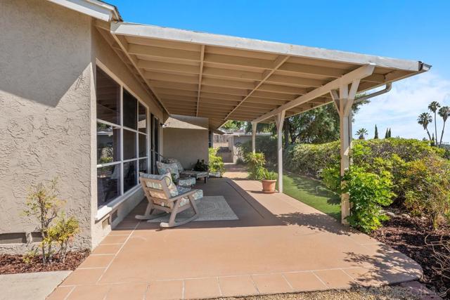 5374 Wellesley Street, La Mesa CA: https://media.crmls.org/mediaz/1b019303-2cd9-462c-a5ad-915c31db1174.jpg
