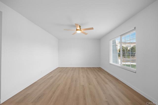 Detail Gallery Image 5 of 25 For 10296 Baroness Ave, San Diego,  CA 92126 - 3 Beds | 2 Baths