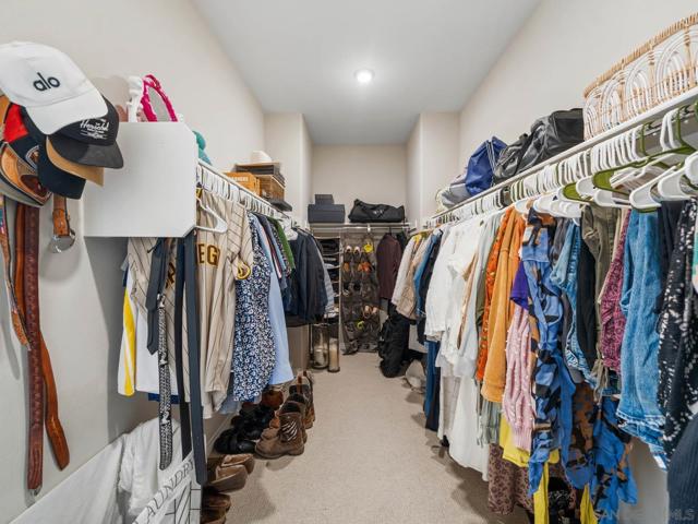 916 Camino Aldea, Chula Vista CA: https://media.crmls.org/mediaz/1b01cedc-15b9-48e1-b4df-221f0042bfba.jpg