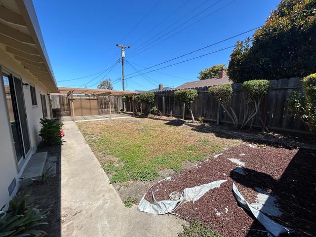 840 Archer Street, Salinas CA: https://media.crmls.org/mediaz/1b025e39-e695-4333-8949-22564aaa0790.jpg