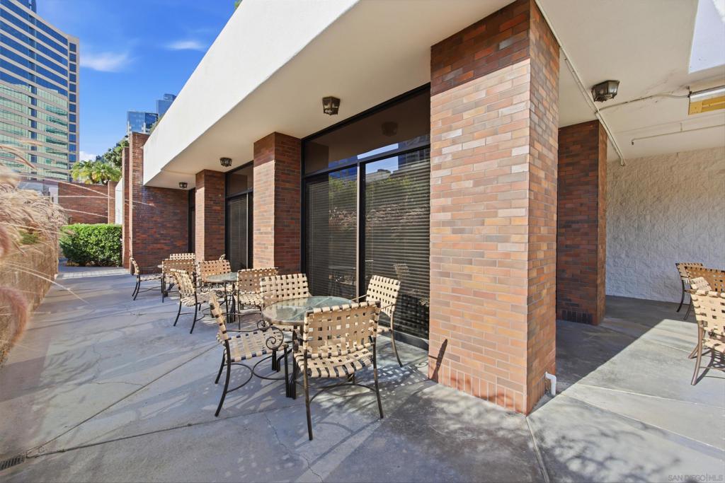 850 State - photo 14