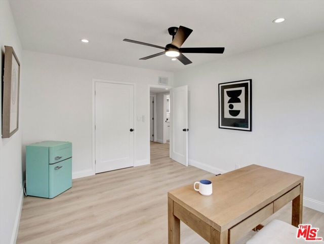 10315 Condon Avenue photo 20