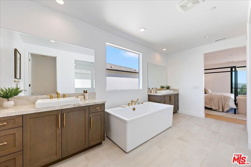 MLS #26860869 image #30